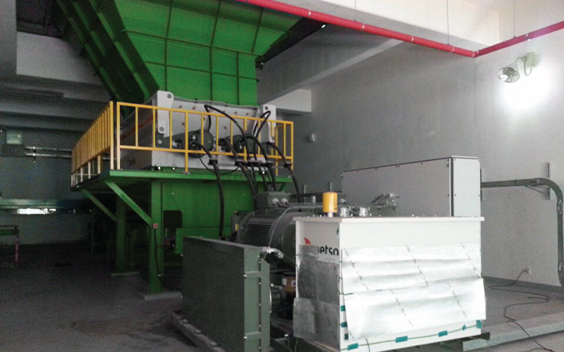 Waste bag Crushing facility